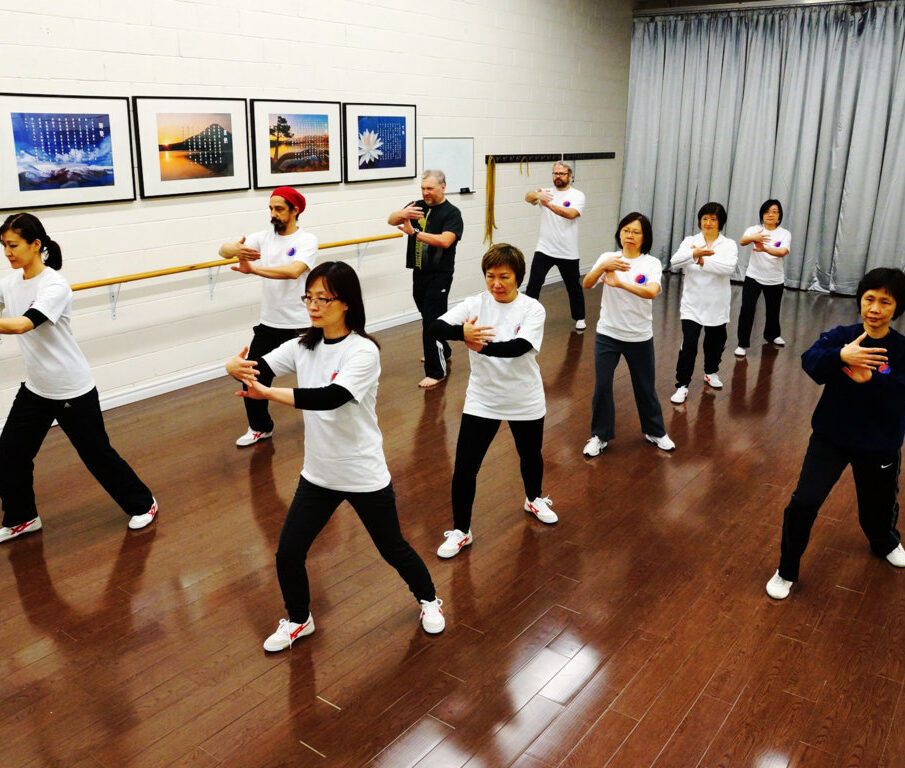 People with Parkinson’s Practice Tai Chi